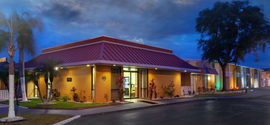 Customer story: Stayable Kissimmee East onboards devicethread SmartAccess
